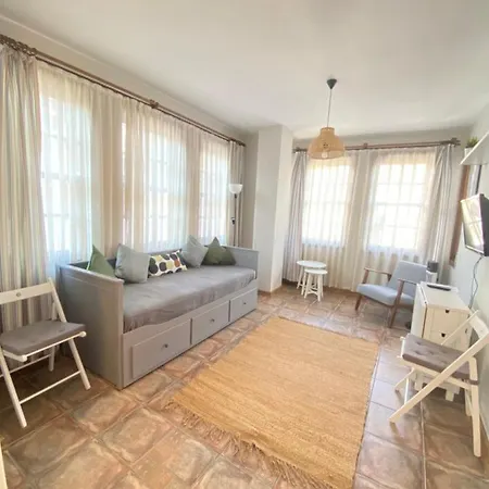 Cicerone Aparthotel *